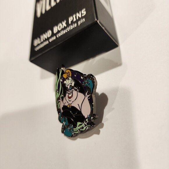 Loungefly Disney Villains Ursula Portrait Blind Box Pin Opened NEW - Picture 5 of 10
